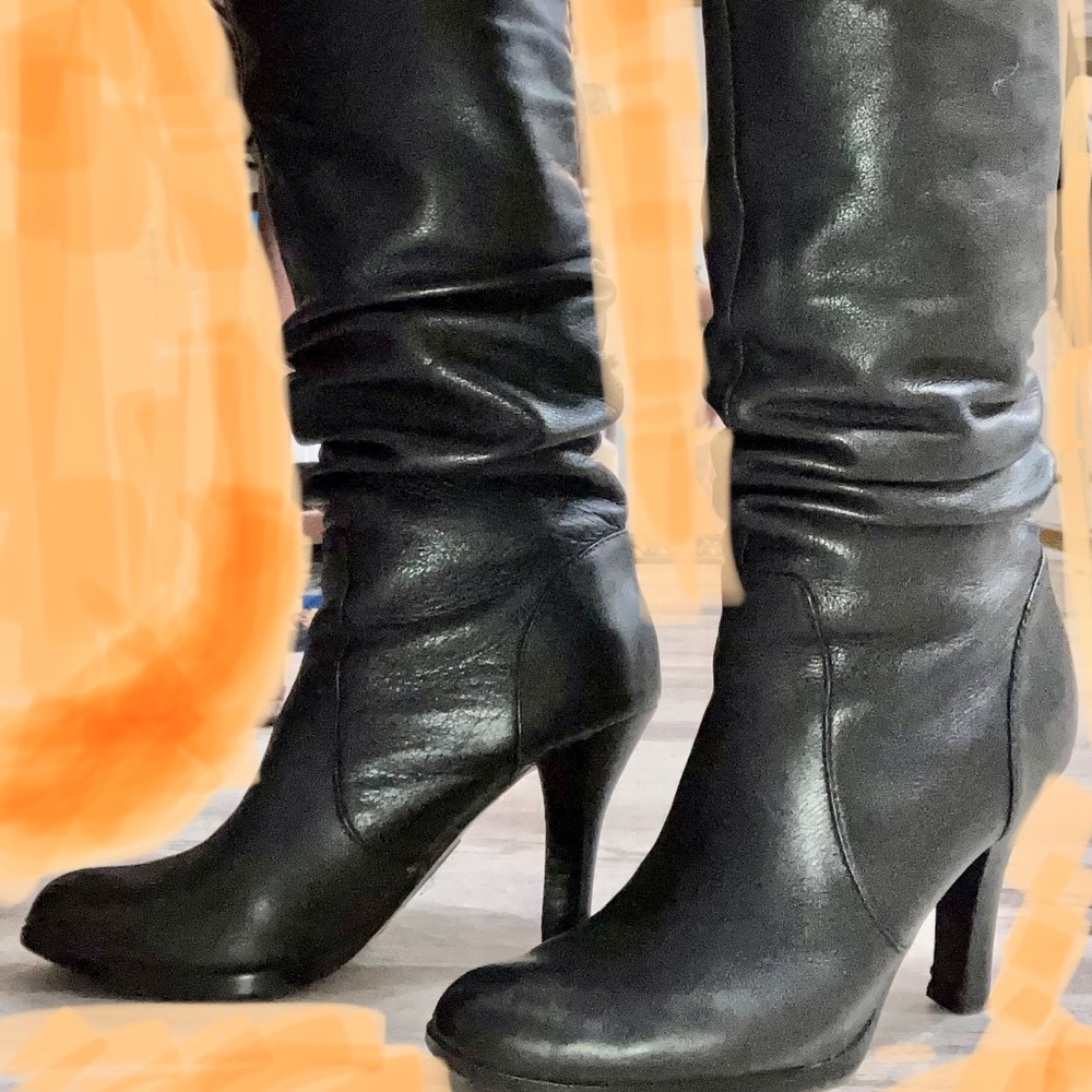 Sexy Black, Slouchy Leather Boots